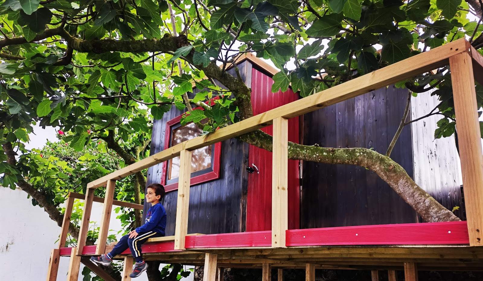 Rustic outdoor seating details at Azores Cow House